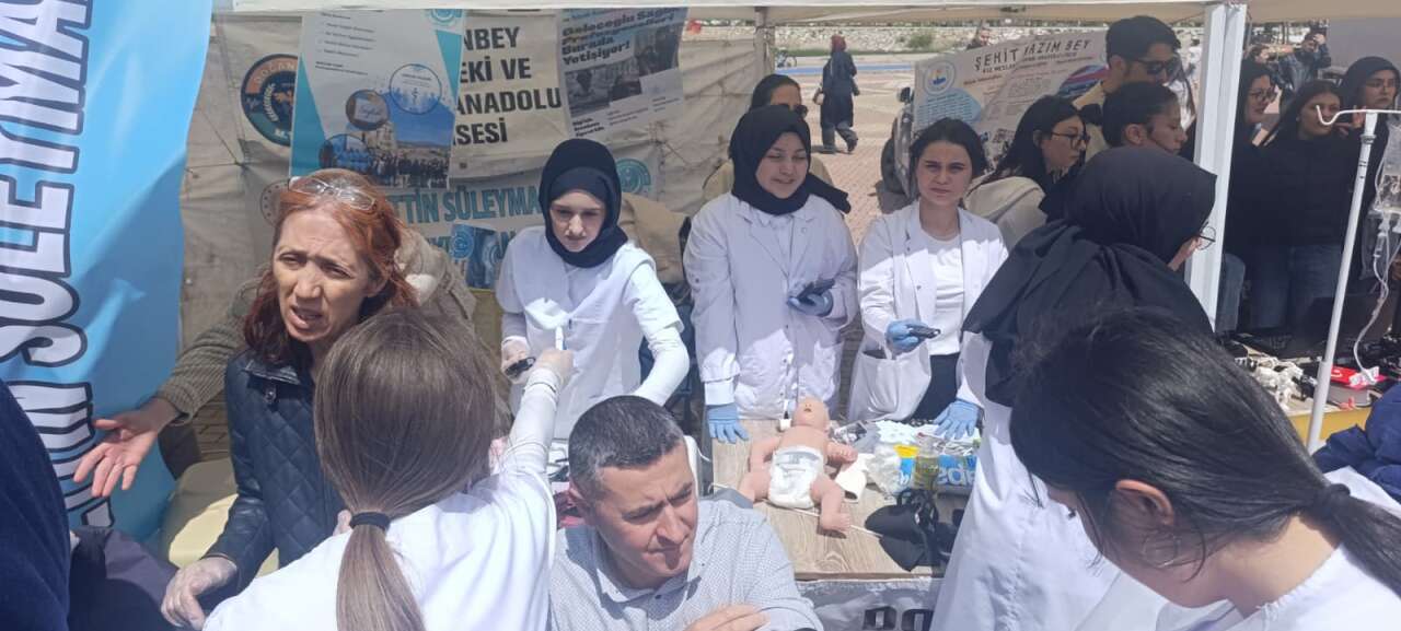 Konya Beyşehir’de Gençlik ve Lezzet Festivali coşkuyla başladı 22